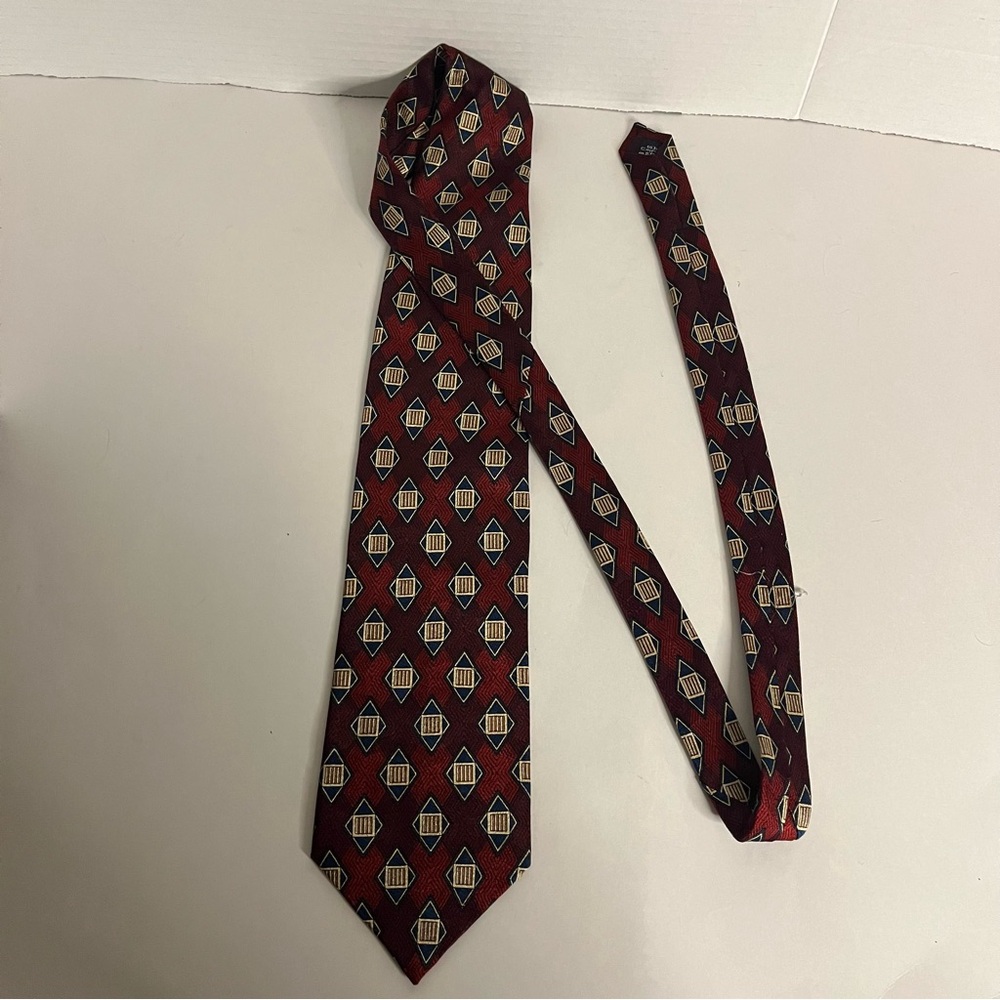 Red geometric 100% silk USA made Brandini Men’s tie